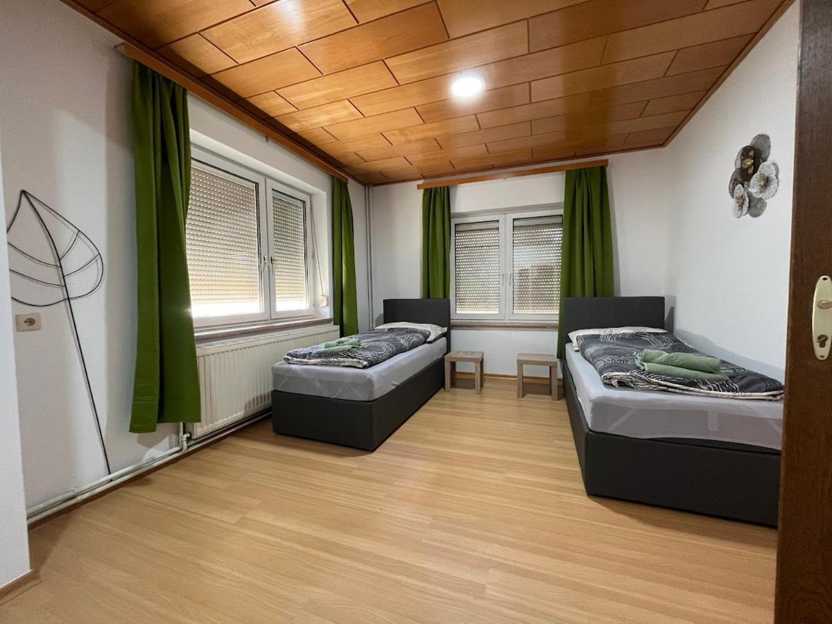 Haus Herzogenburg - Ferienwohnungen Eksteriør billede